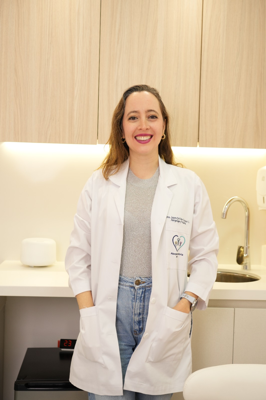 Dra. Laura del Mar Vasquez - Alergologa Clinica Cali